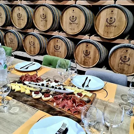 塞萨利卡酒店 4* Međugorje
