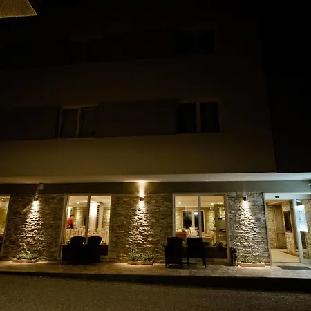 Wine Cesarica Hotel 4*